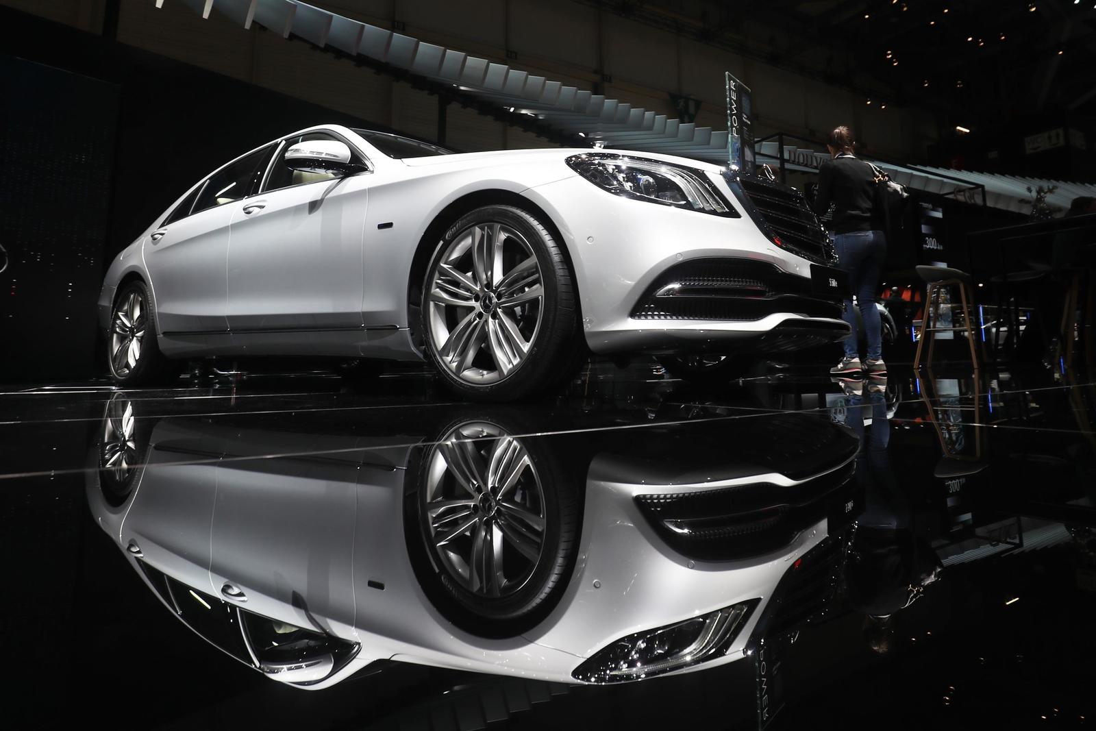 Mercedes S 560e