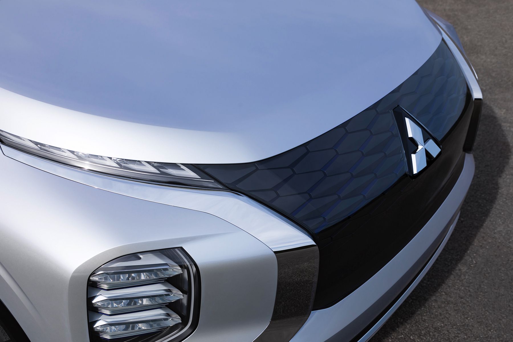 Mitsubishi Engelberg tourer-img-05 (13)