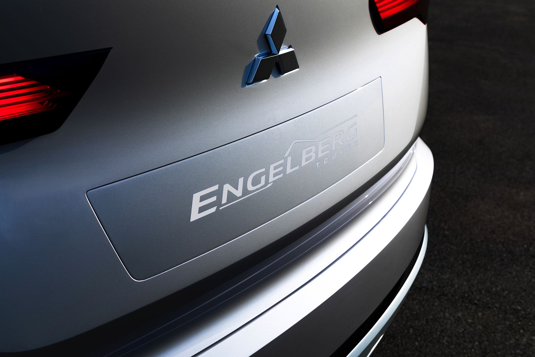 Mitsubishi Engelberg tourer-img-05 (14)