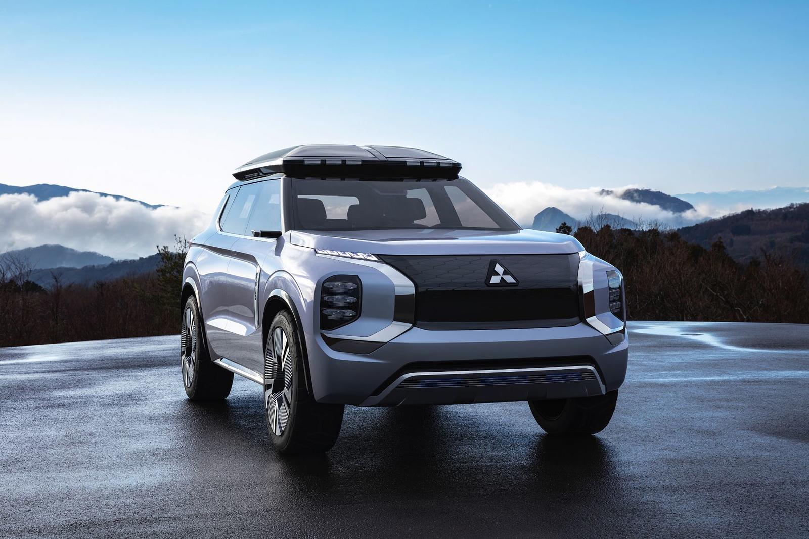 Mitsubishi Engelberg tourer-img-05 (22)