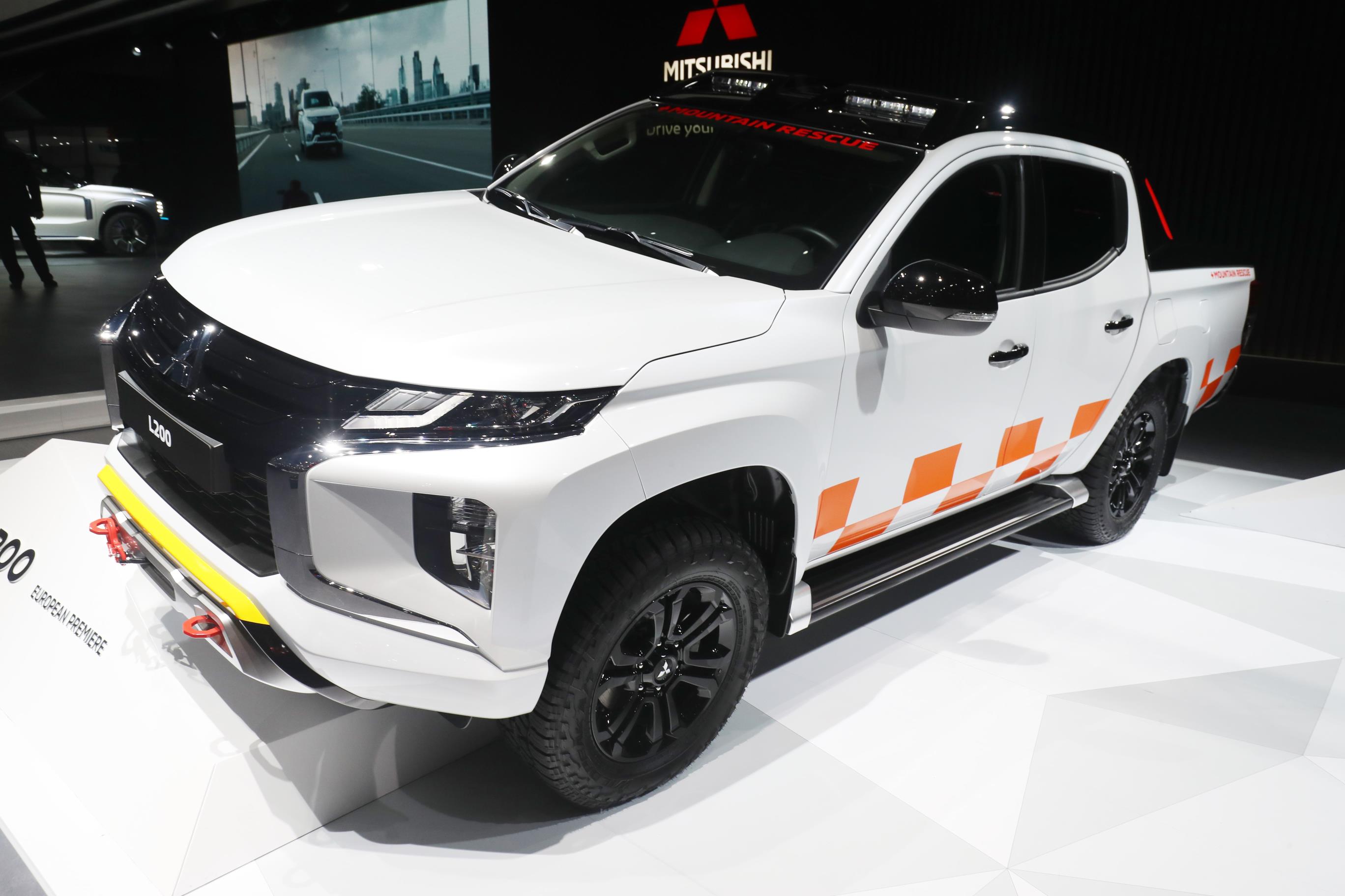 Mitsusbishi L200 (3)