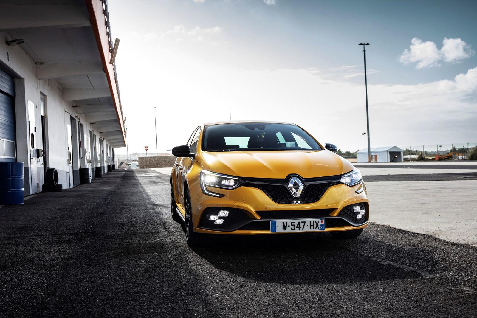 2018 – Essais presse Renault MEGANE IV R.S. TROPHY au Portugal