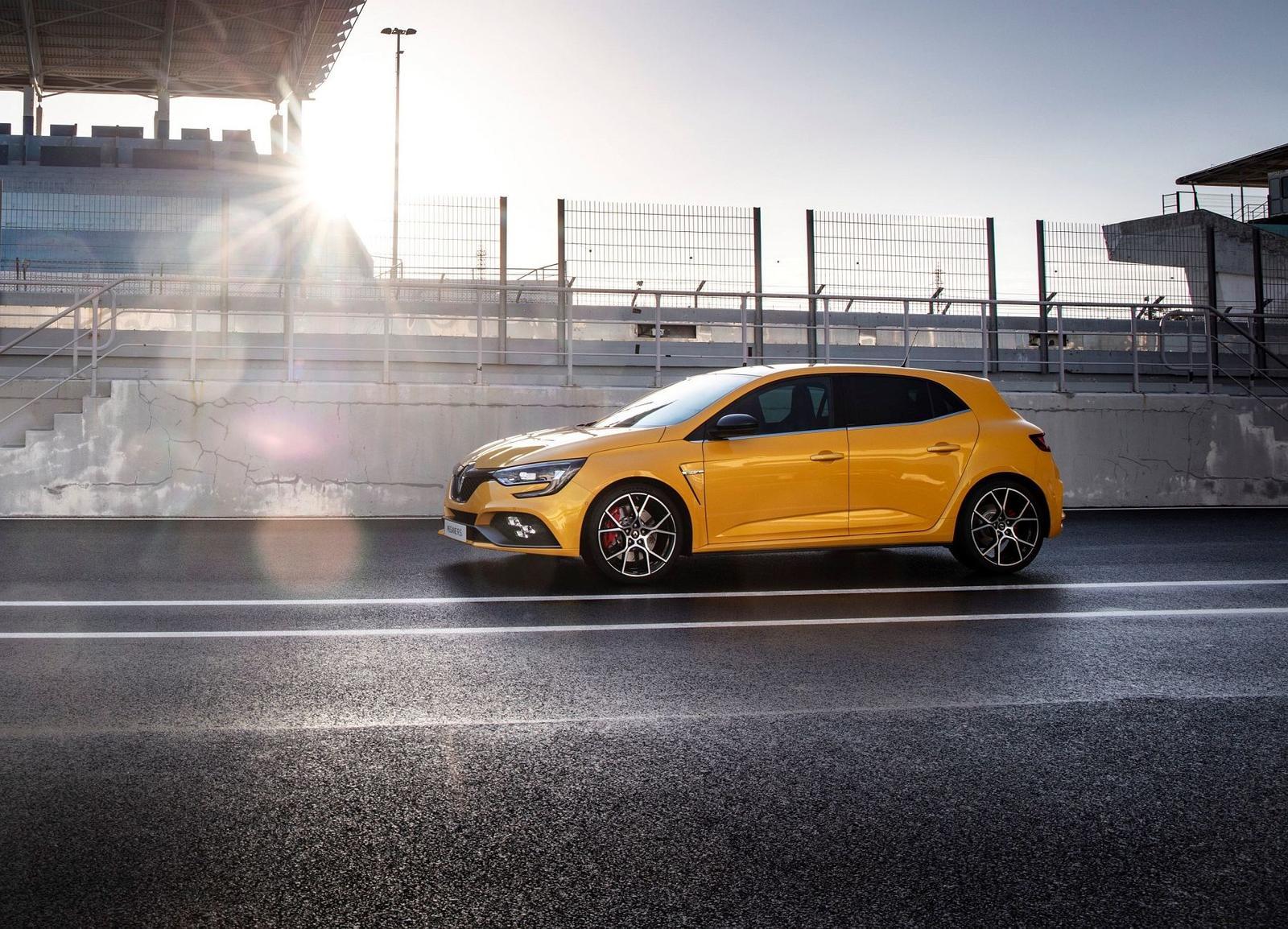 2018 – Essais presse Renault MEGANE IV R.S. TROPHY au Portugal