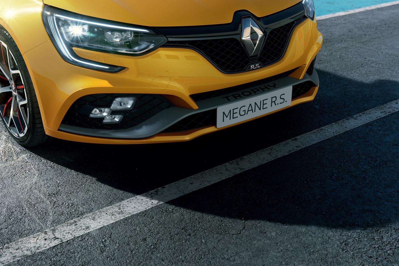 2018 – Nouvelle Renault MÉGANE R.S. TROPHY