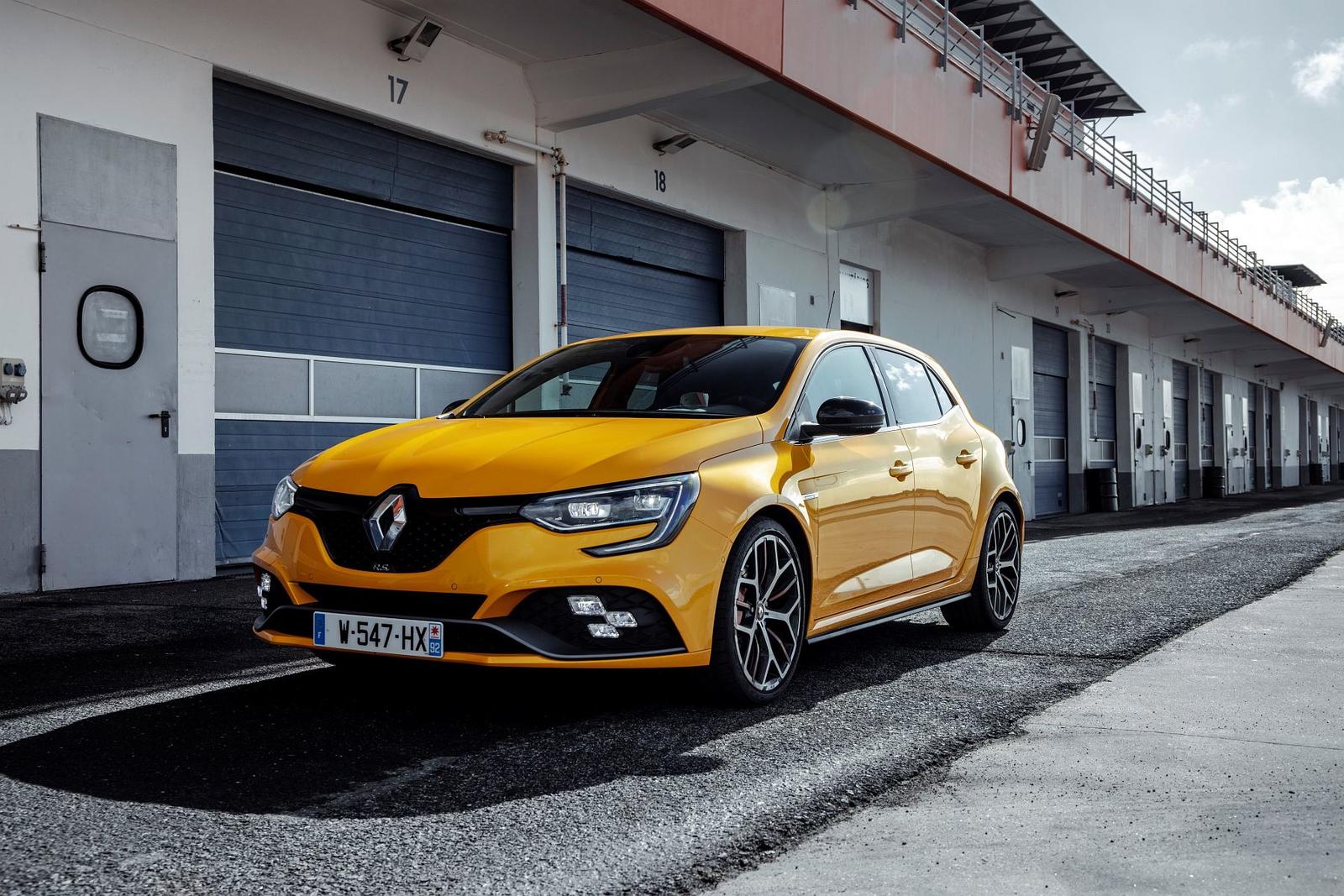 2018 – Essais presse Renault MEGANE IV R.S. TROPHY au Portugal