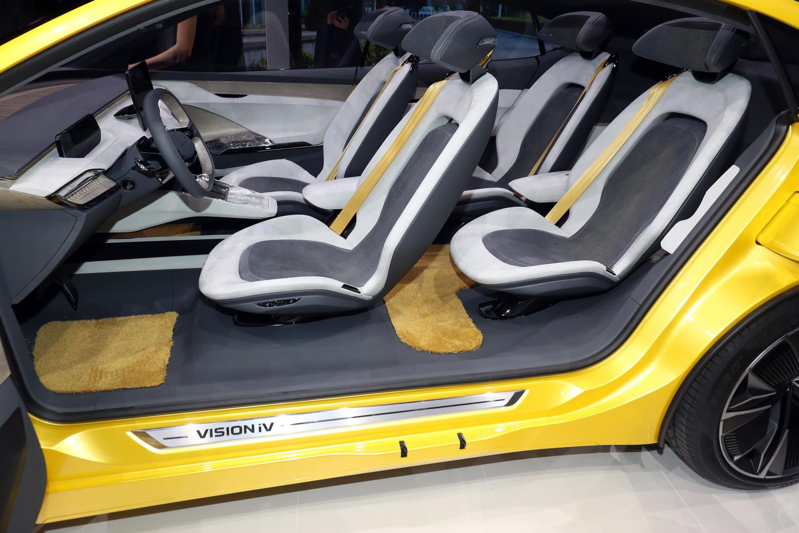 Skoda IV Vision (1)
