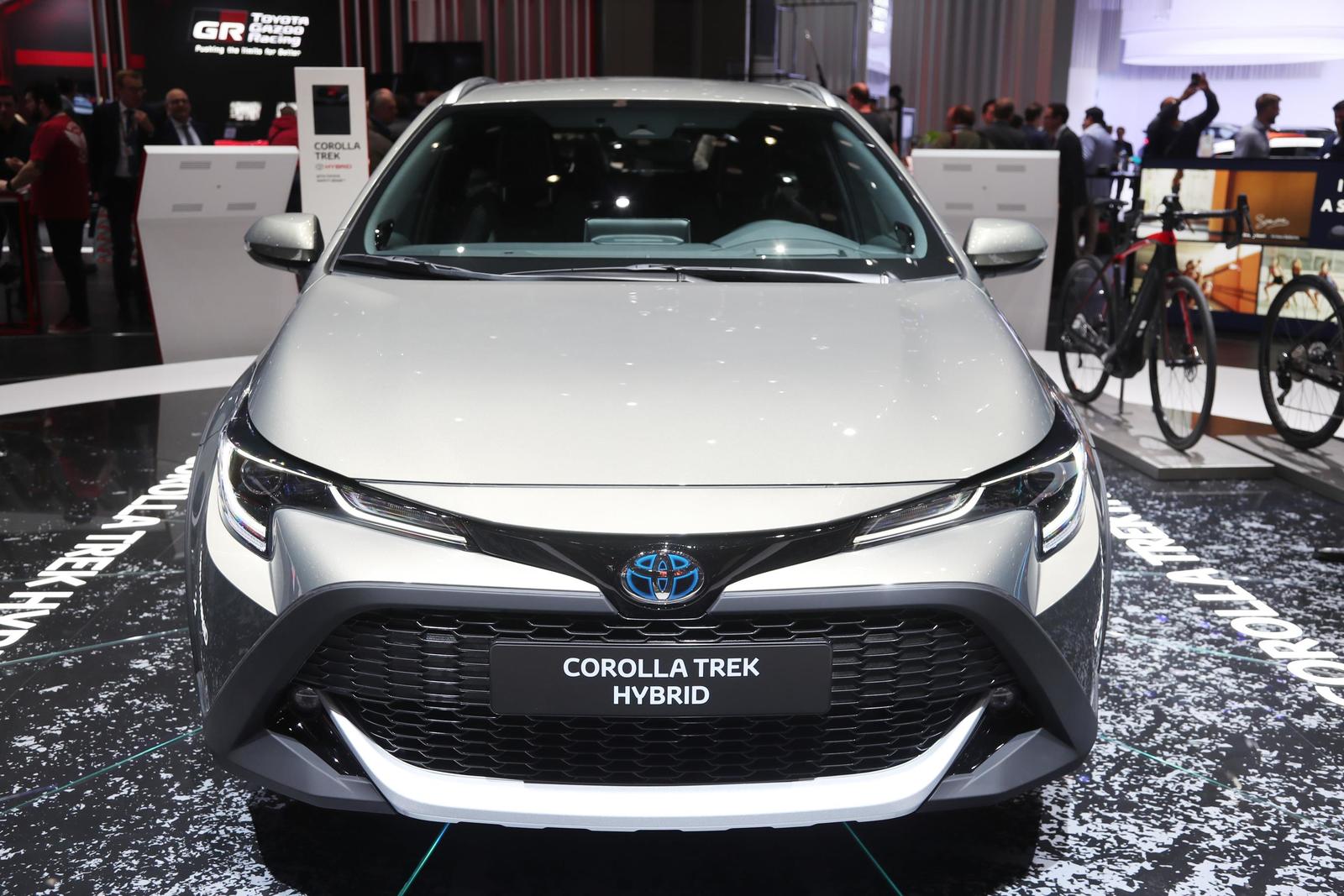 Toyota Corolla (1)