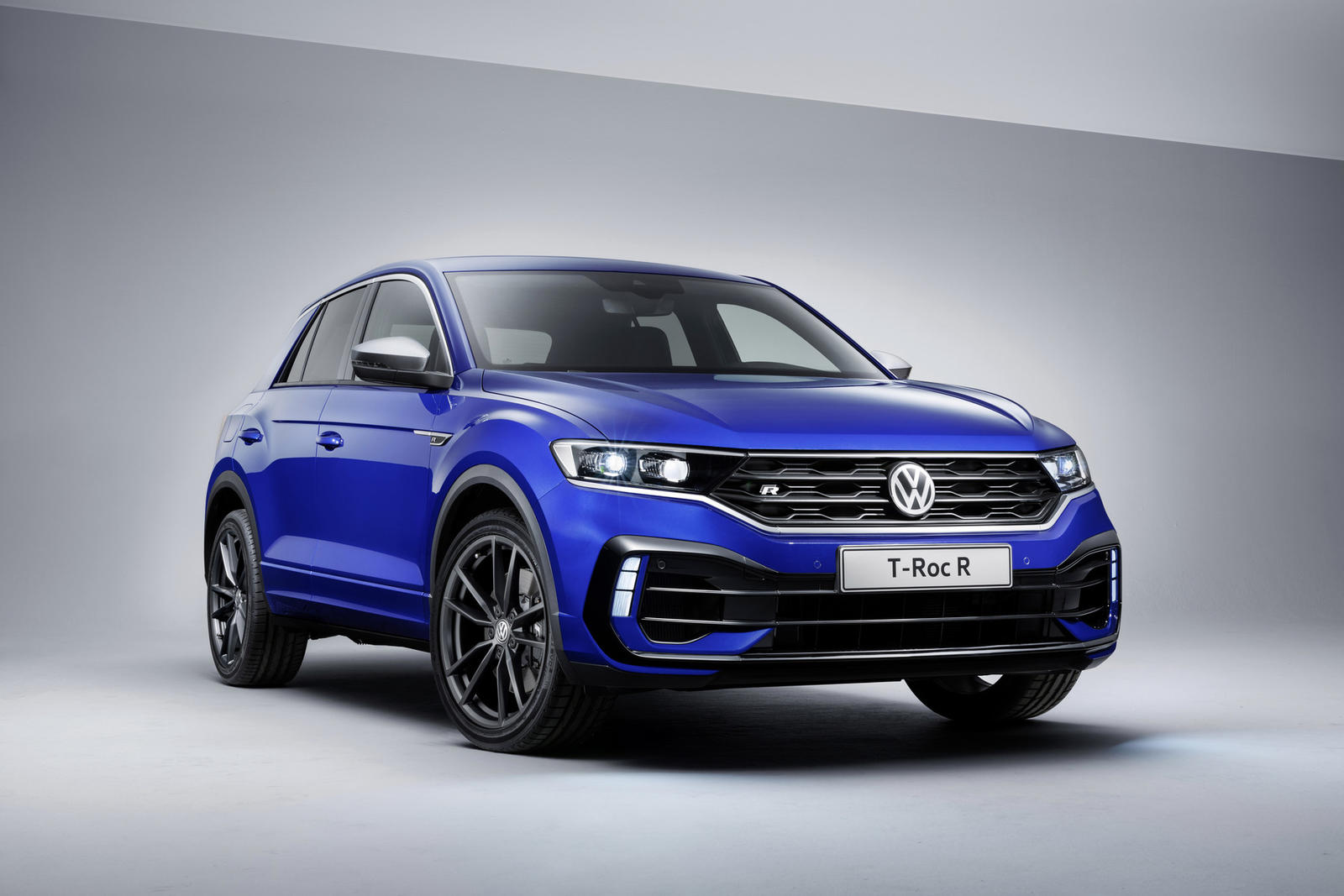 The new Volkswagen T-Roc R