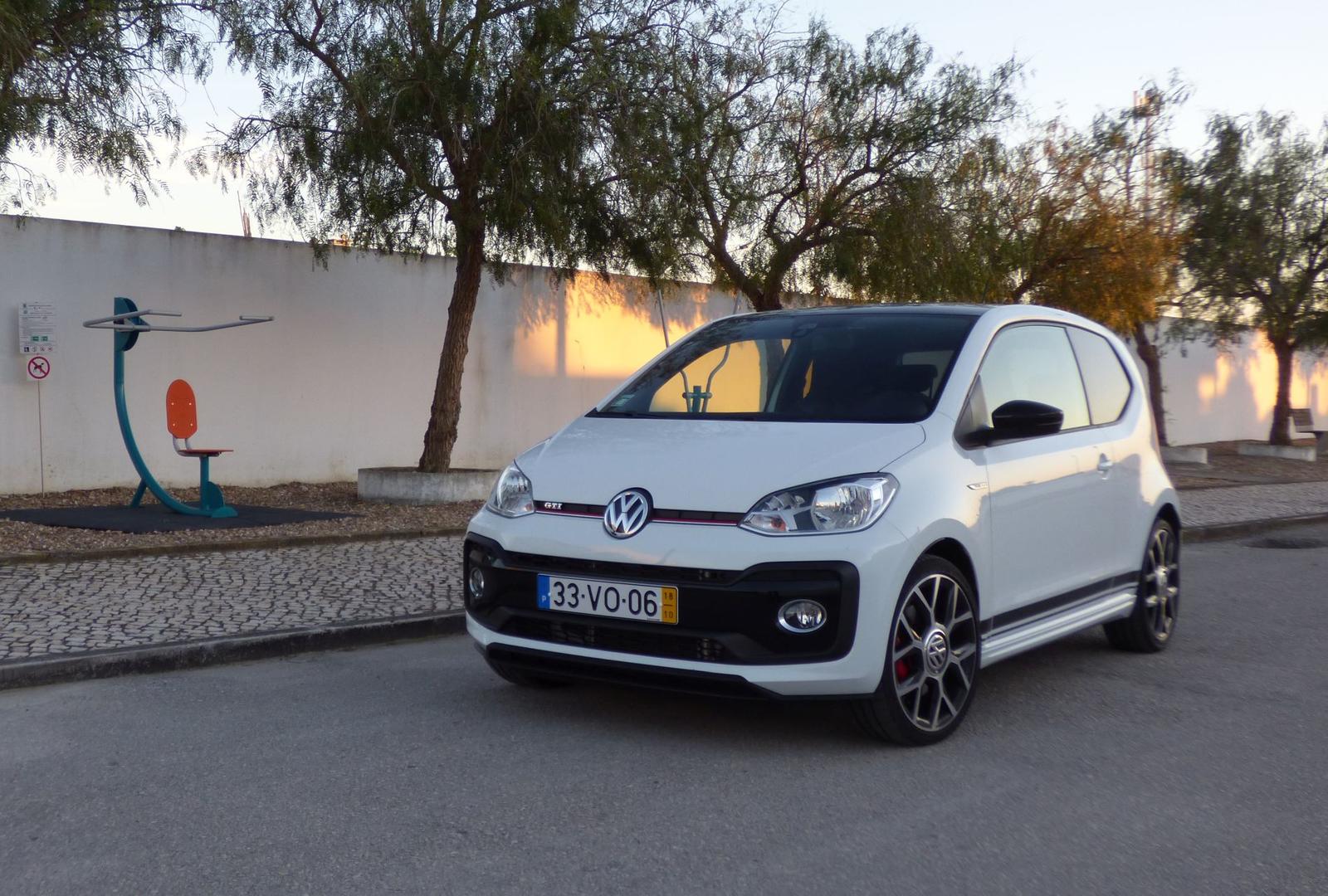 Volkswagen up GTI (1)