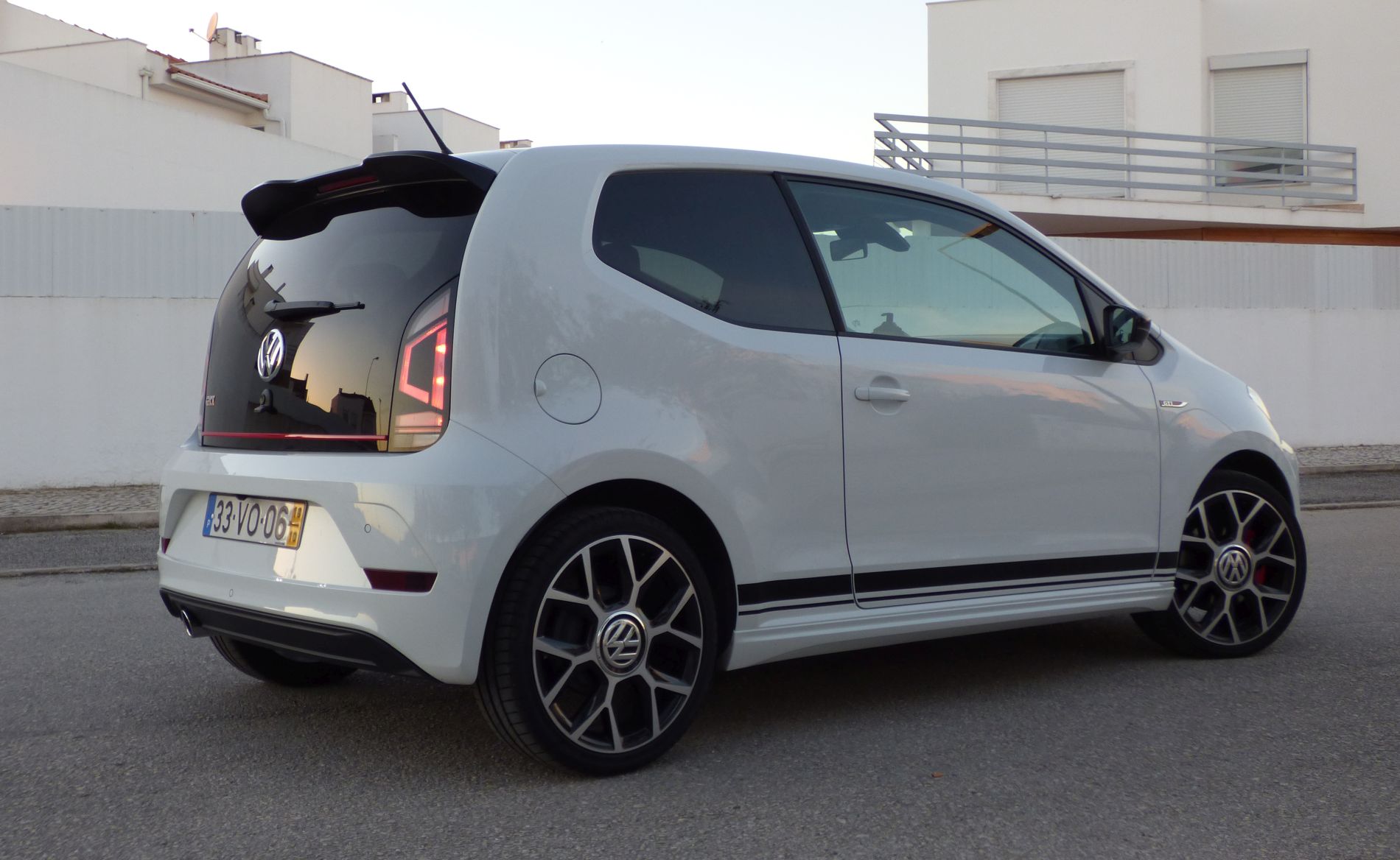 Volkswagen up GTI (14)