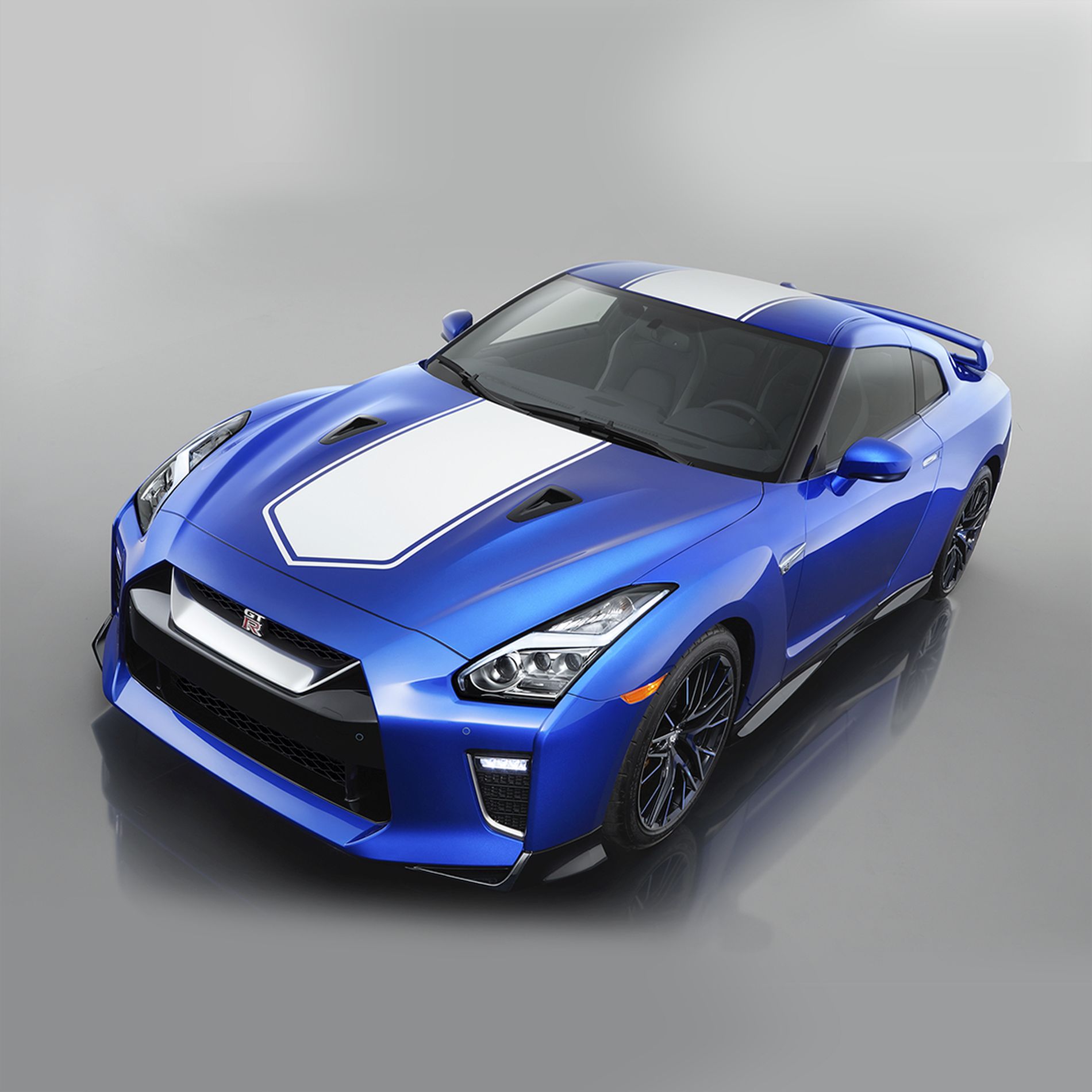 Nissan GT-R 50th Anniversary Edition debuts in New York