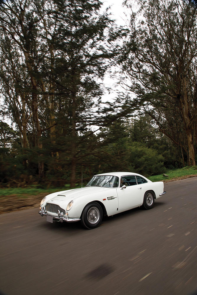 1964-Aston-Martin-DB5_30