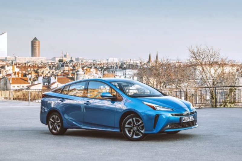 2019-toyota-prius-619×420