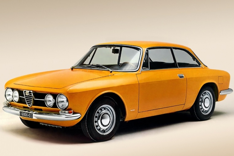 Alfa-Romeo-1750-GT-Veloce-105-1967
