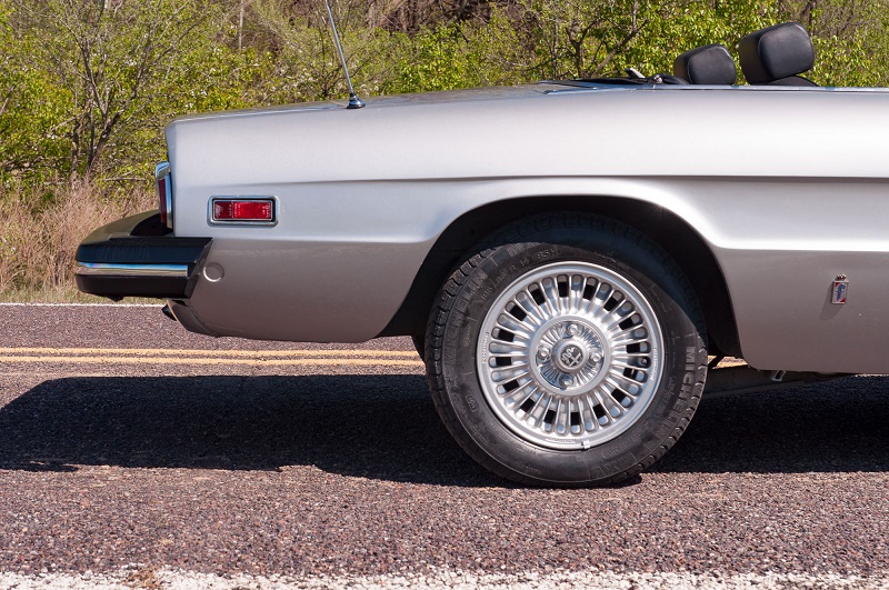 Alfa-Romeo-Spider-Veloce-Series-II-Rear-Fender