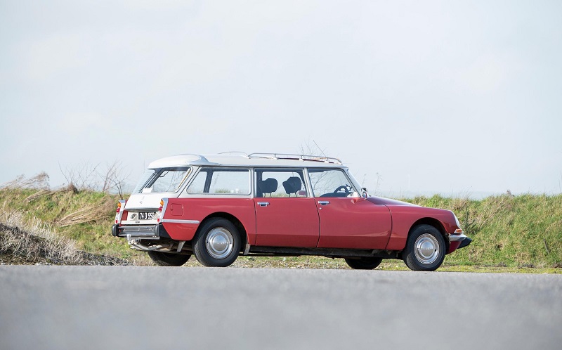 Citroën-DS-Safari-Estate-Side-2