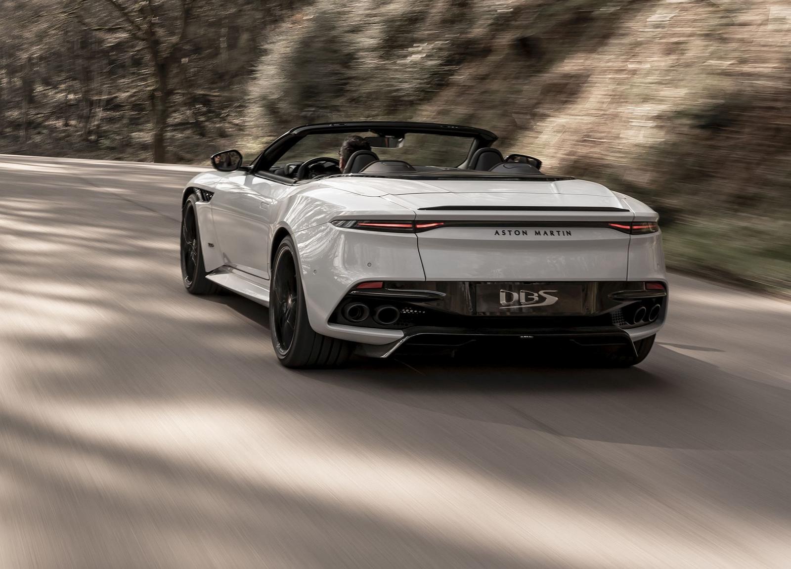 DBS Superleggera Volante (16)