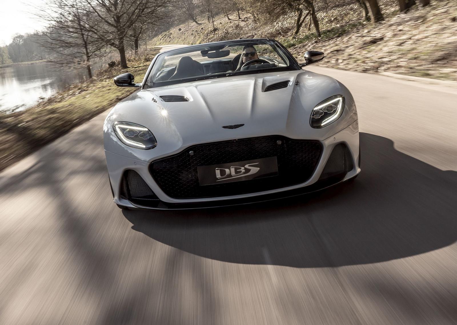 DBS Superleggera Volante (18)