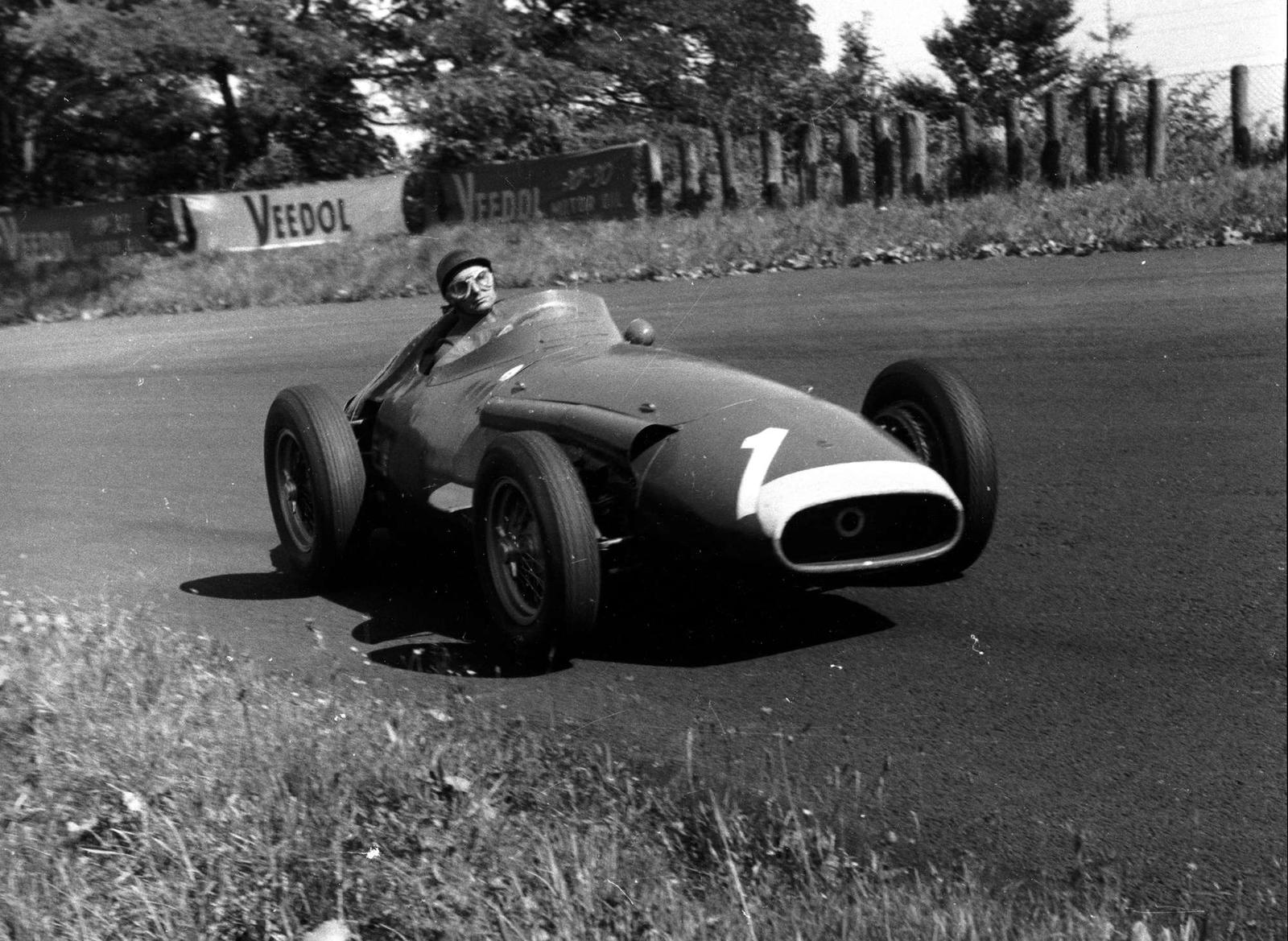 Fangio Maserati_1957