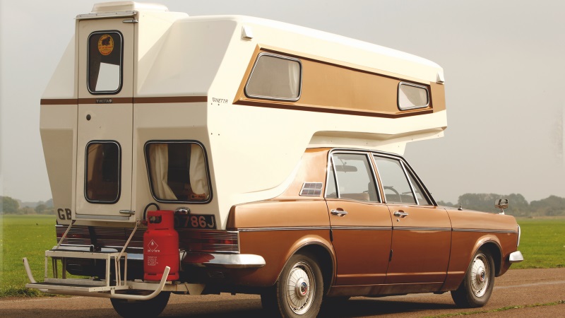 Ford-Zodiac-Ginetta-Camper