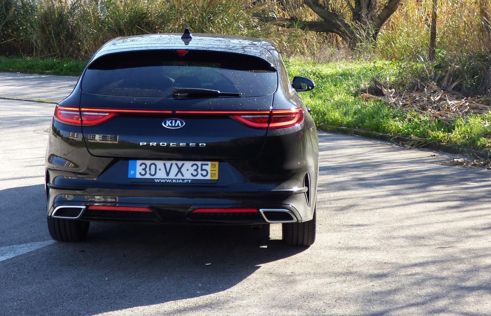 Kia Proceed 1.6 CRDI (4)_