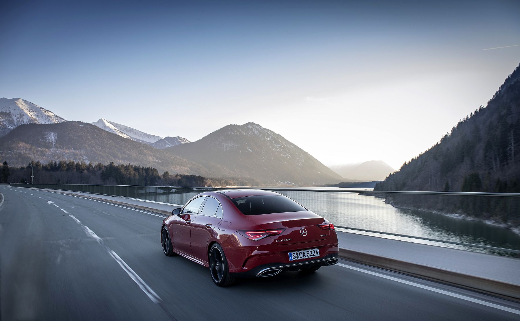 Der neue Mercedes-Benz CLA Coupé, München 2019

The new Mercedes-Benz CLA Coupe, Munich 2019