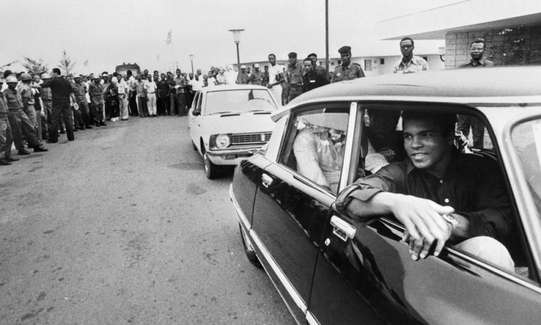 Muhammad-Ali-driven-with-Fans-around-768×461