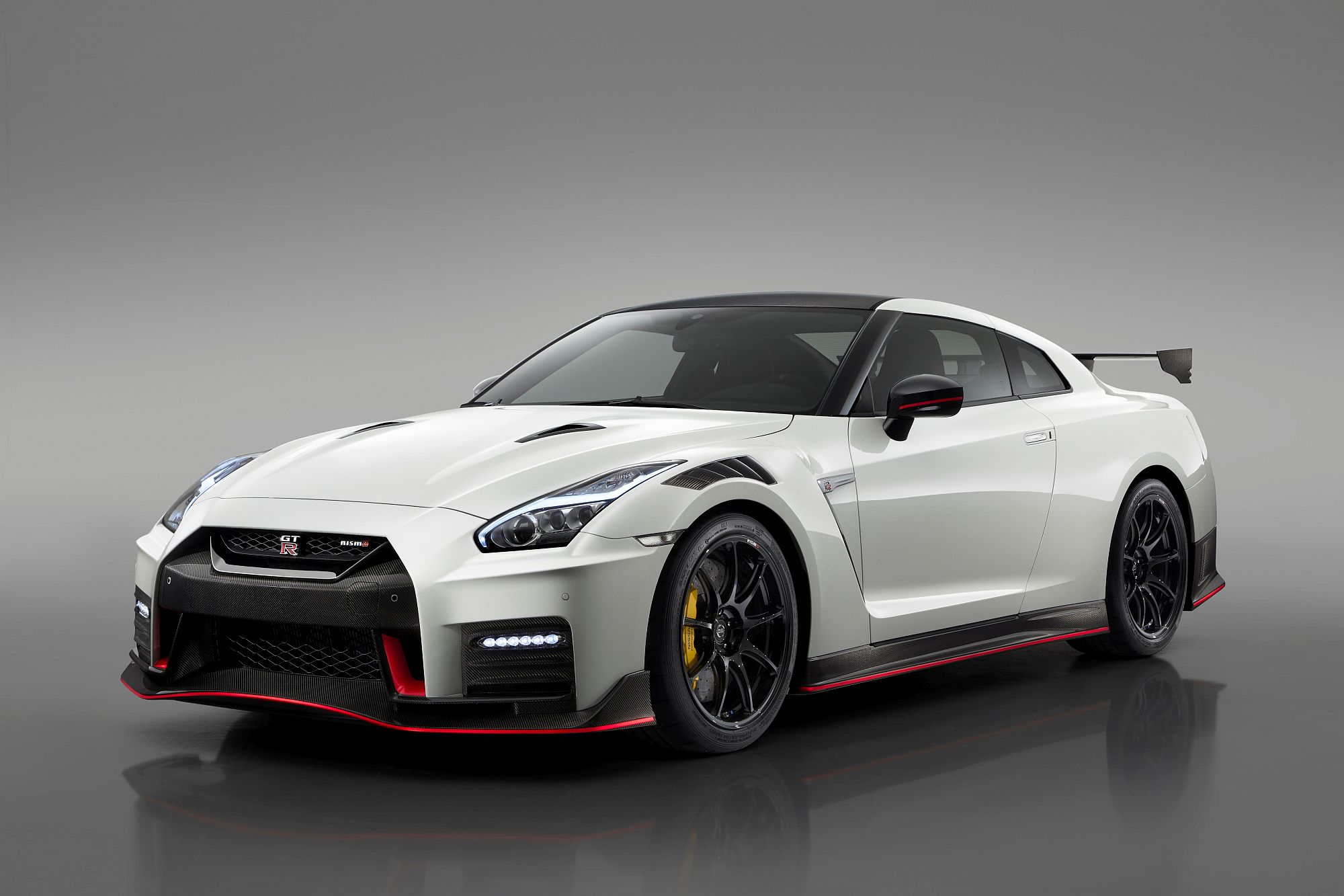 MY20 Nissan GT-R NISMO