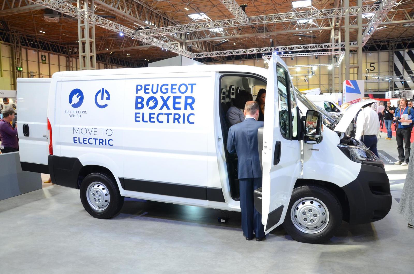 Peugeot Boxer Electric 2019 (5)