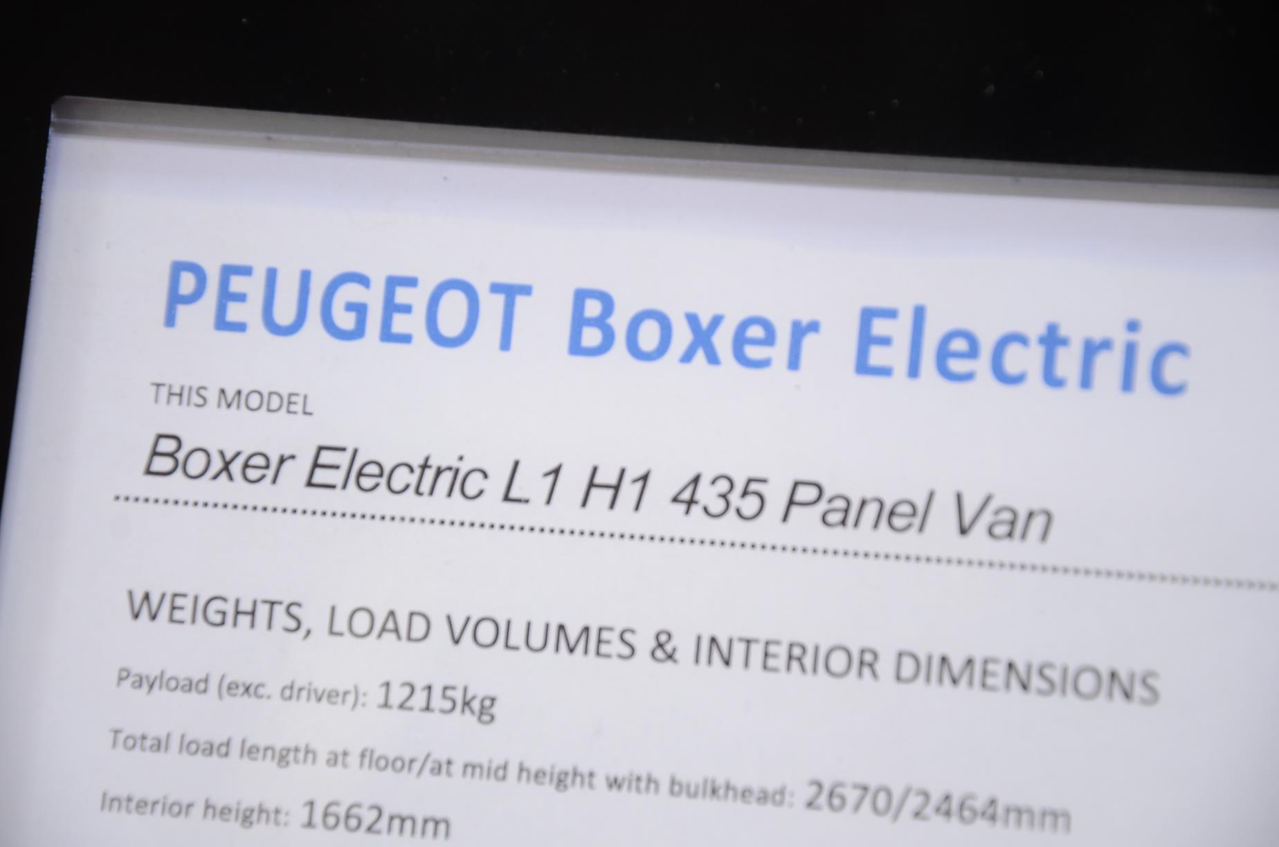 Peugeot Boxer Electric 2019 (6)