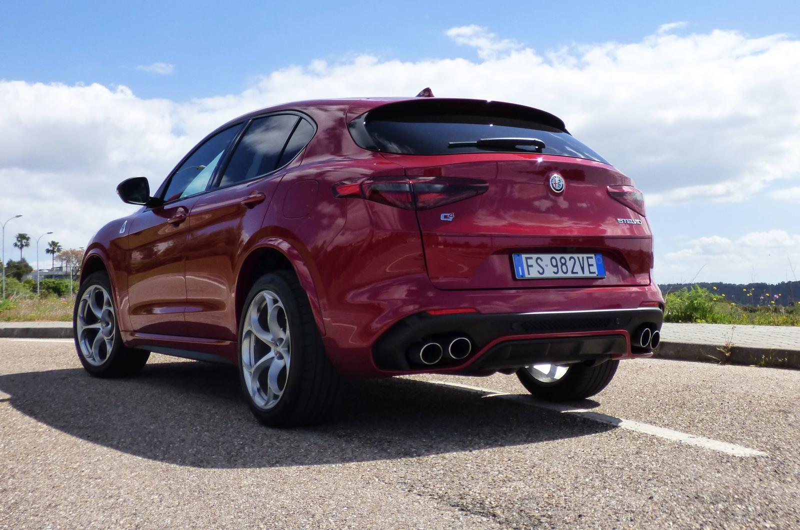 alfa romeo stelvio quadrifoglio (19)_