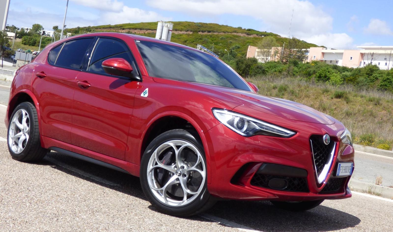 alfa romeo stelvio quadrifoglio (26)_