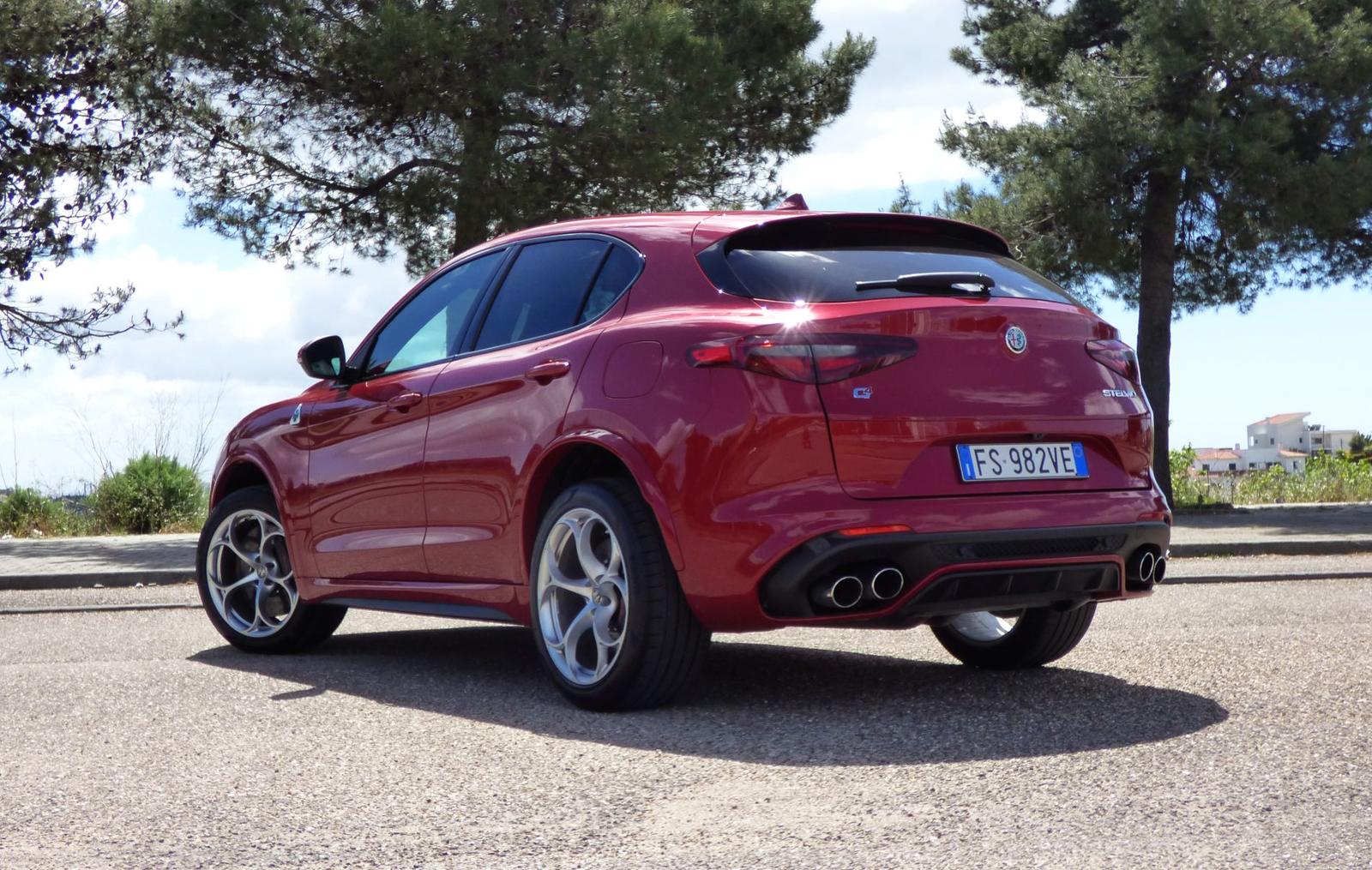 alfa romeo stelvio quadrifoglio (3)_