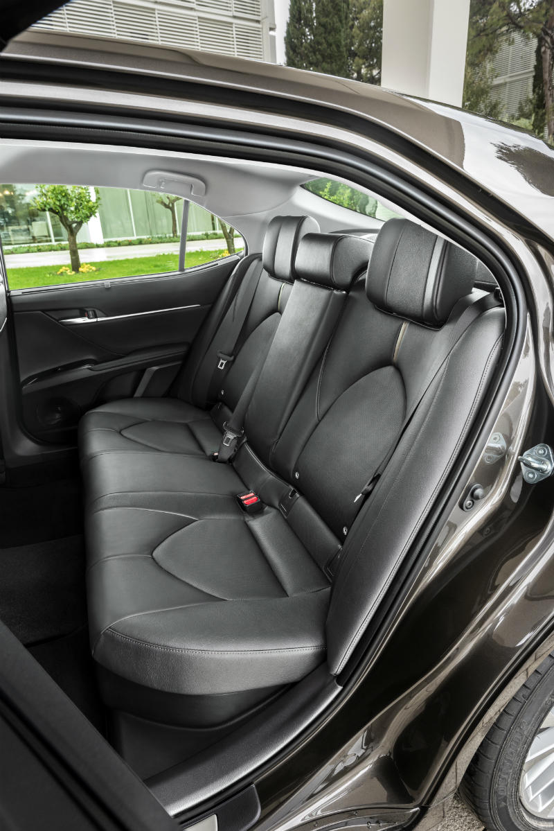 camry-2019-071-678870