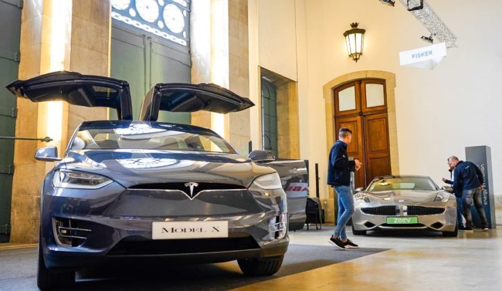 tesla-724×420