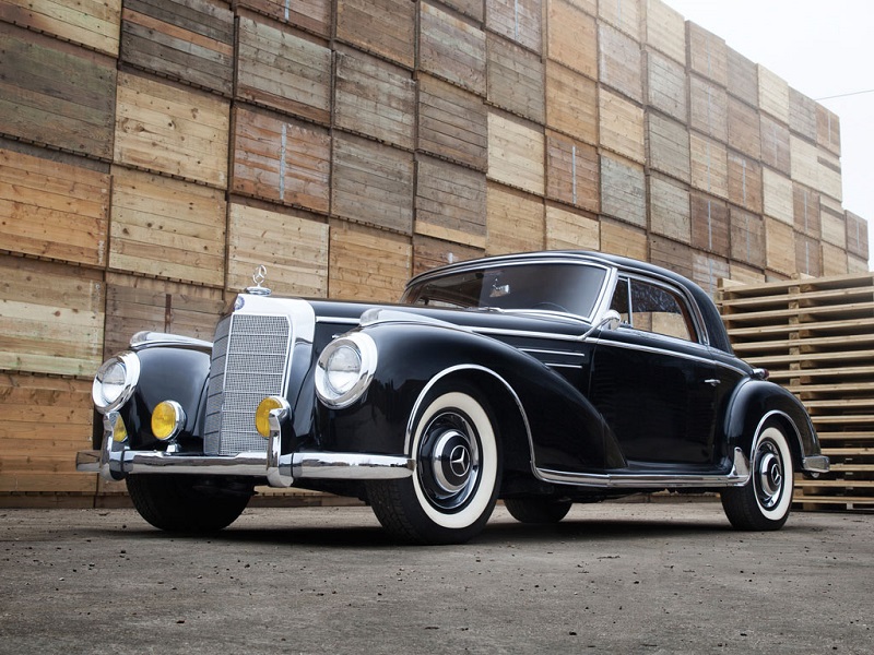 this-mercedes-benz-300-sc-is-old-school-luxury-for-autobahn-speeds-1476934544661