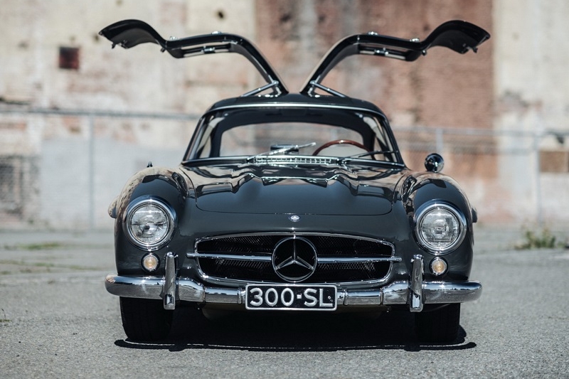 0de5974e-mercedes-300sl-gullwing-10