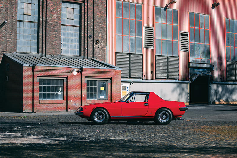 1967-Ferrari-330-GTC-Zagato_4