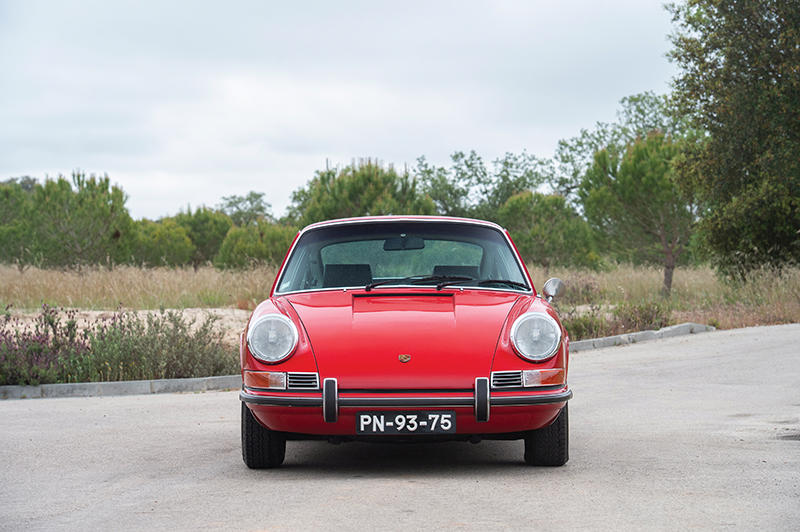 1969-Porsche-911-T-Coupe_0