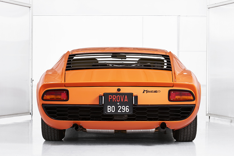 LAMBORGHINI MIURA