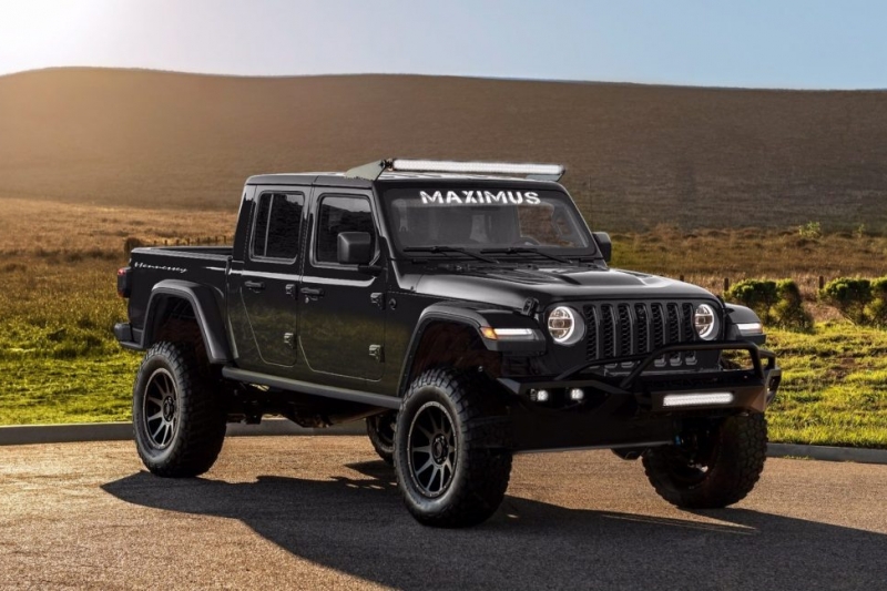 Hennessey-Maximus-Jeep-front