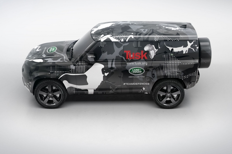 Land Rover Defender camuflado 2019 (1)