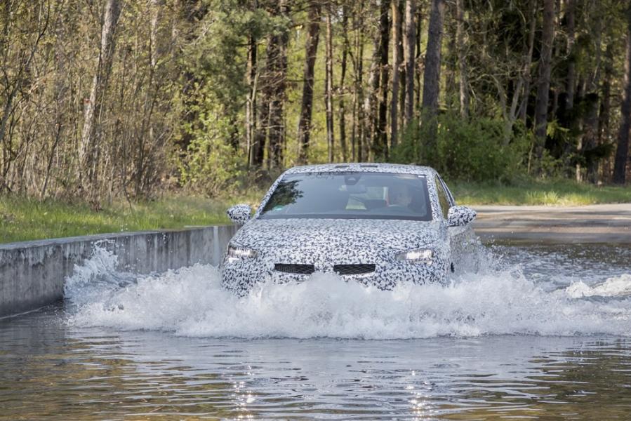 Opel-Corsa-Camouflage-506632-1-960×600