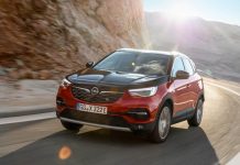 Opel vai abrir encomendas para Grandland X Hybrid4