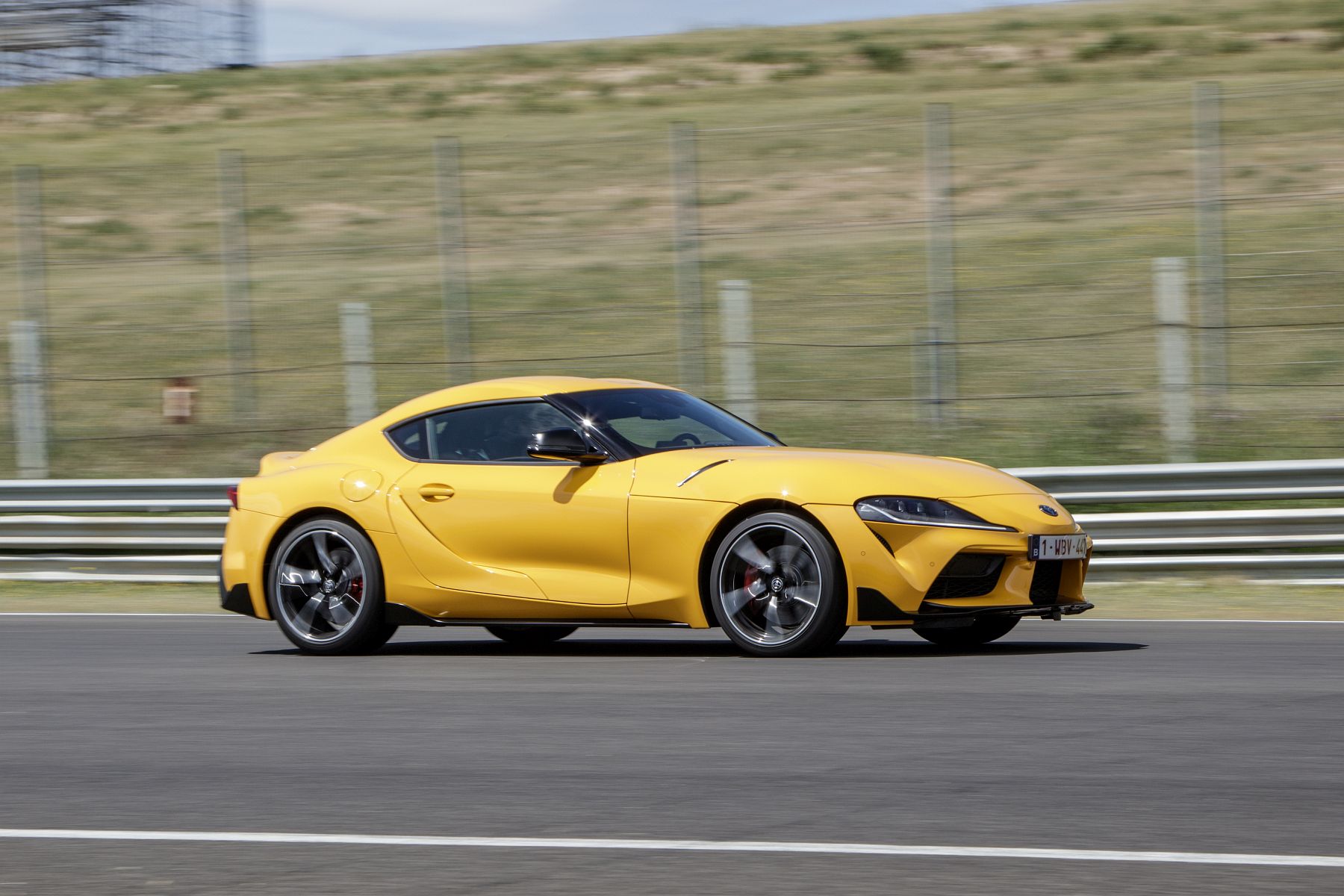 Supra 2019 Yellow_10