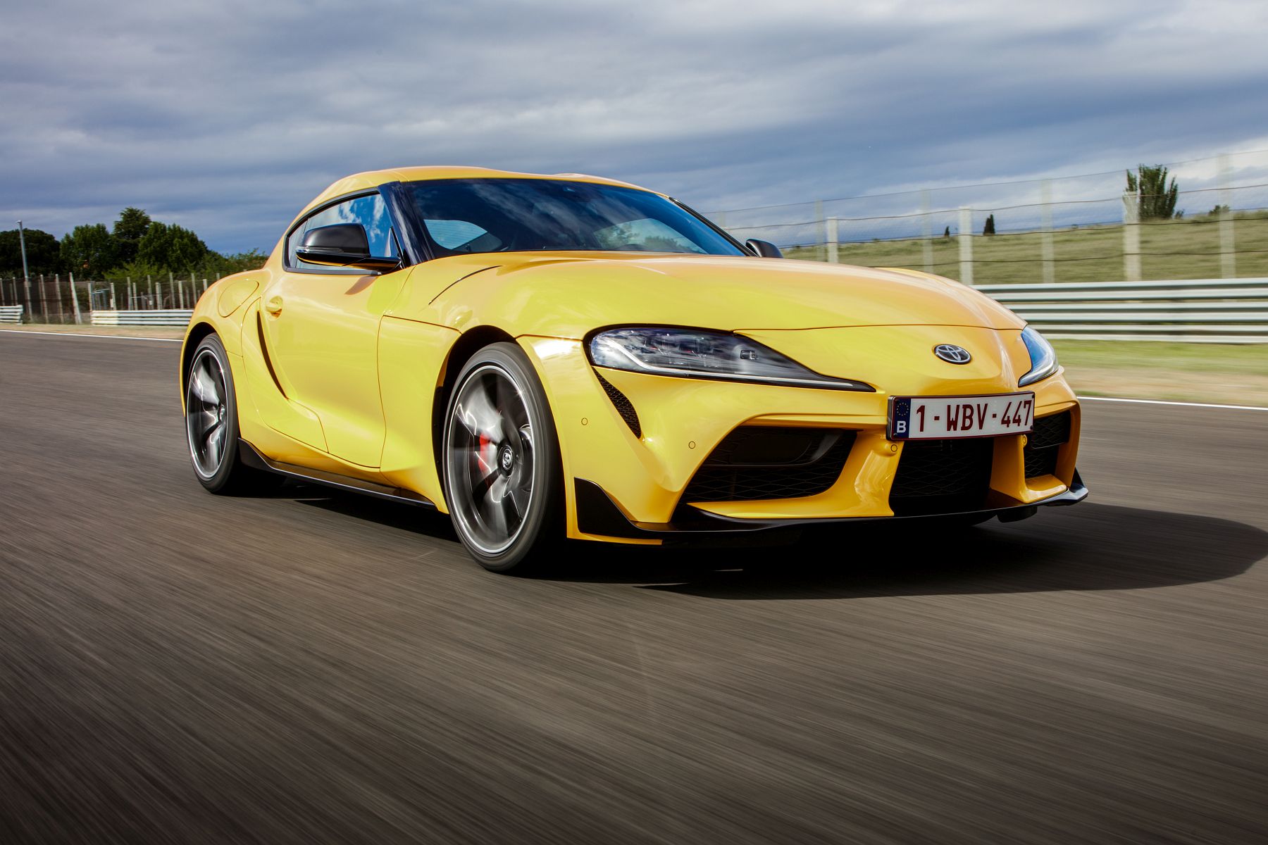 Supra 2019 Yellow_17