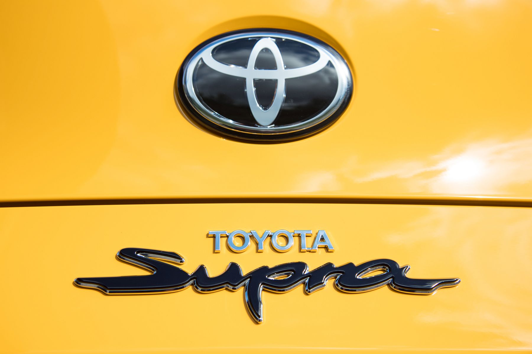 Supra 2019 Yellow_25