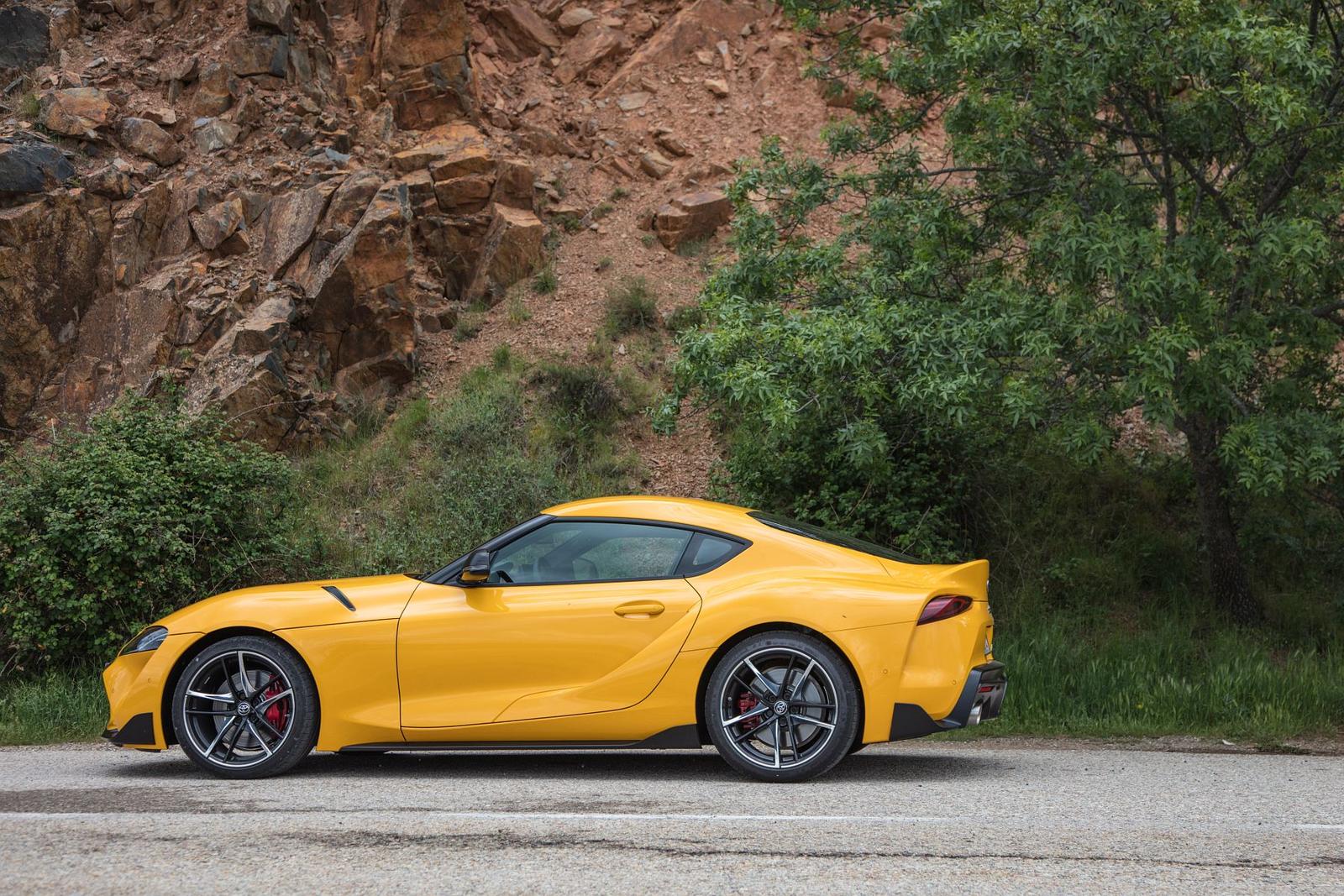 Supra 2019 Yellow_33