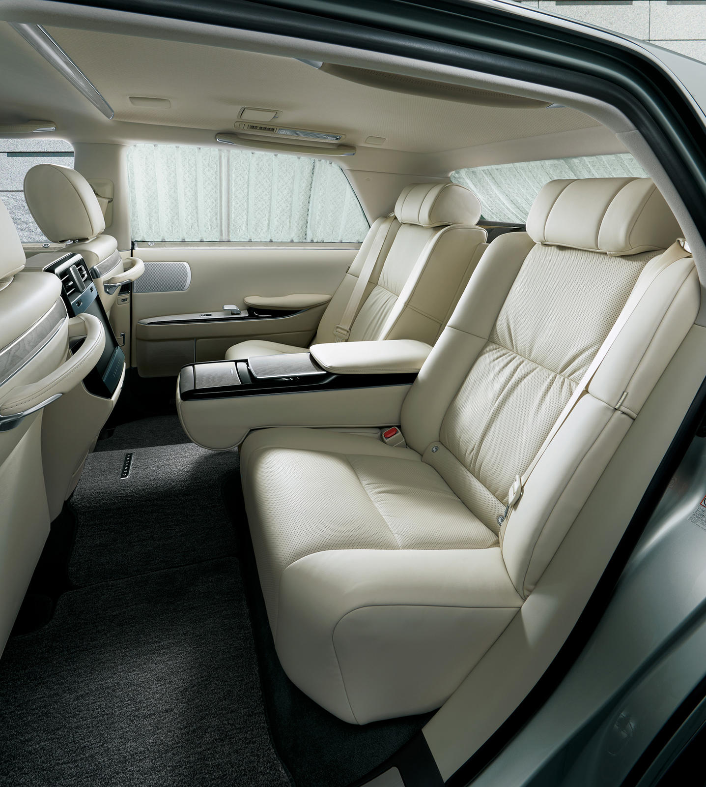 Toyota Century 2019 (11)