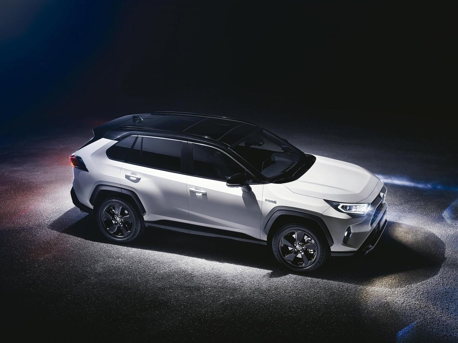 Toyota-RAV4_2019